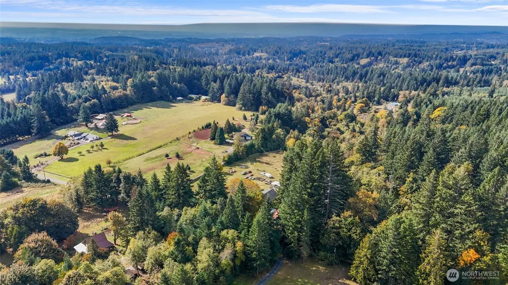 39812 94th Avenue La Center, WA 98629