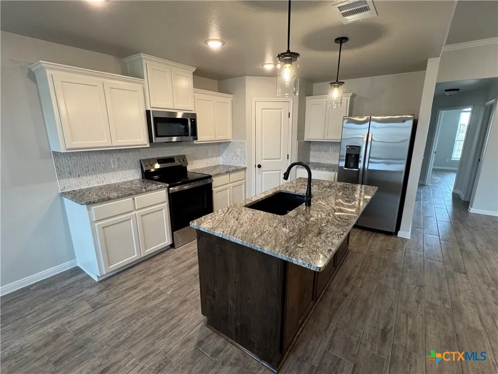 2546 Cowgirl Trail Belton, TX 76513