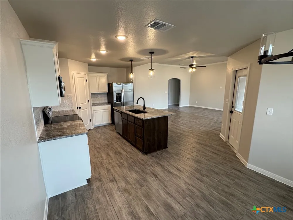 2546 Cowgirl Trail Belton, TX 76513