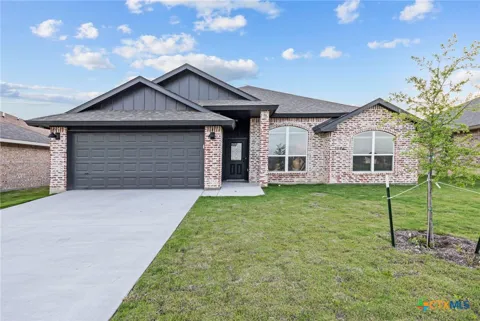2546 Cowgirl Trail