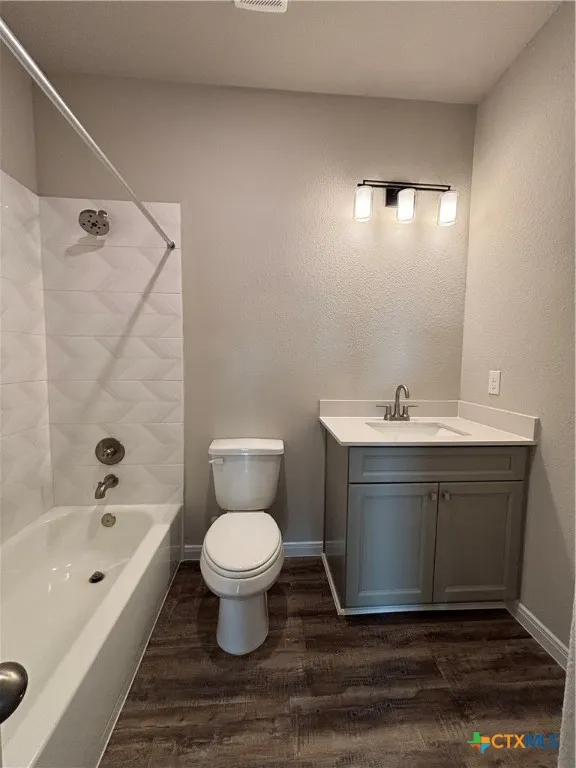 423 Calumet Palacios, TX 77465