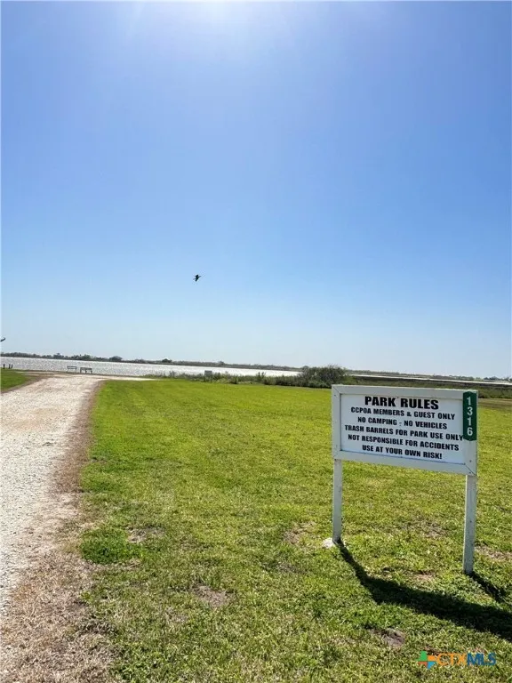 423 Calumet Palacios, TX 77465