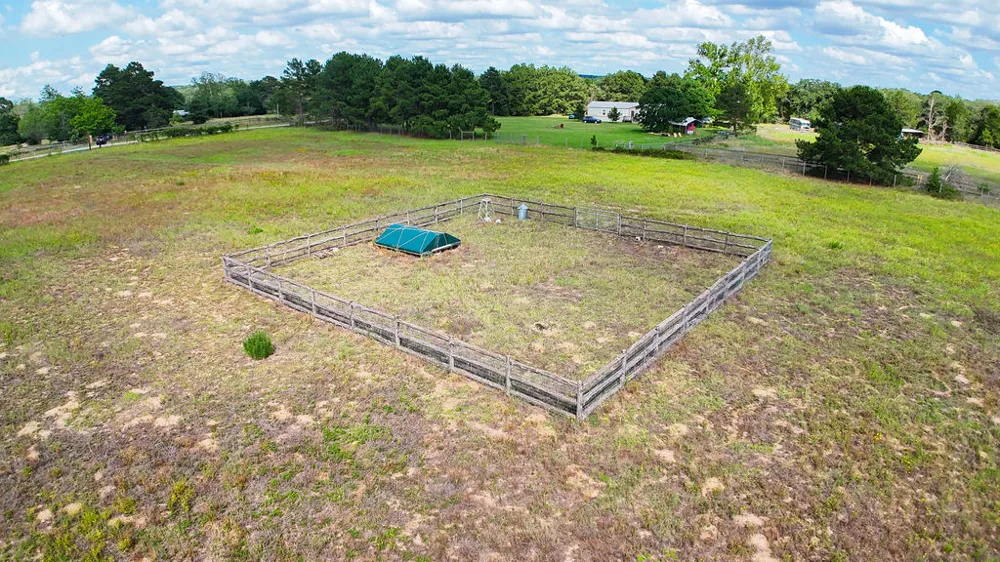 Homestead Circle Paige, TX 78659