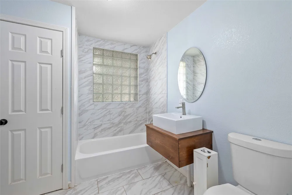505 E Walcott Avenue Comanche, TX 76442