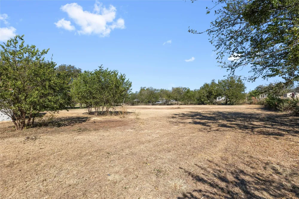 505 E Walcott Avenue Comanche, TX 76442