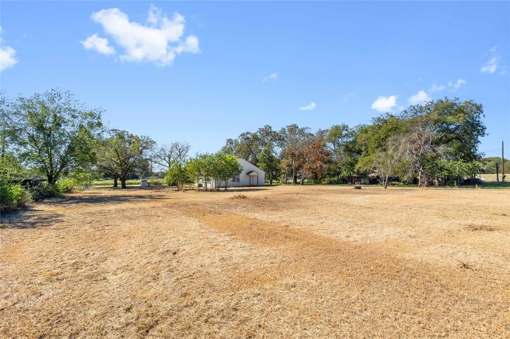 505 E Walcott Avenue Comanche, TX 76442