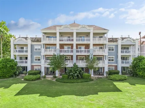 1100 SUNSET VIEW CIRCLE #102