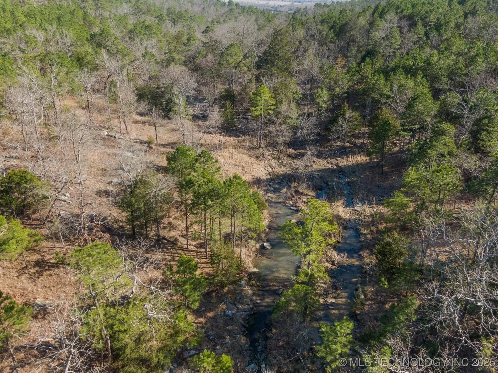 E 1860 ROAD Moyers, OK 74557