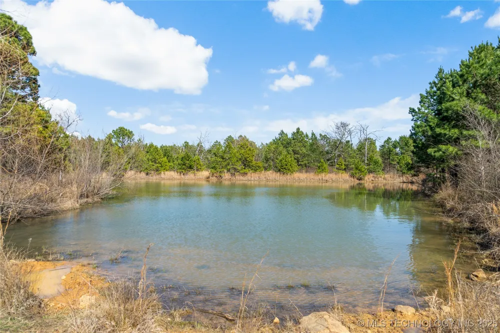 E 1860 ROAD Moyers, OK 74557