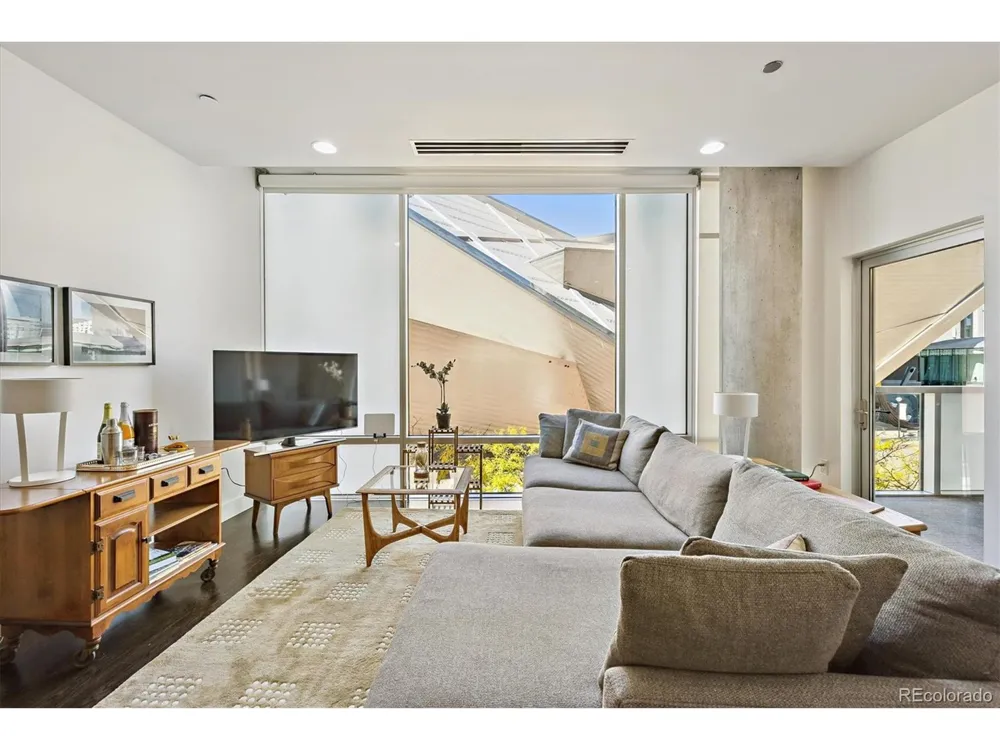 1200 Acoma Street #303