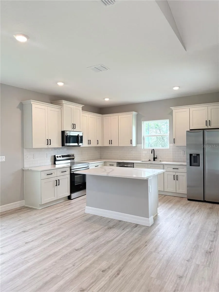 5336 COLUMBUS BOULEVARD Sebring, FL 33872