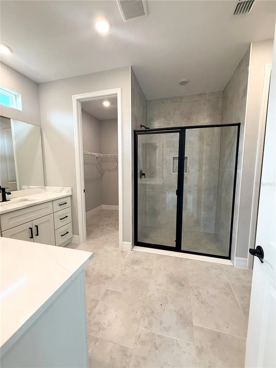 5336 COLUMBUS BOULEVARD Sebring, FL 33872