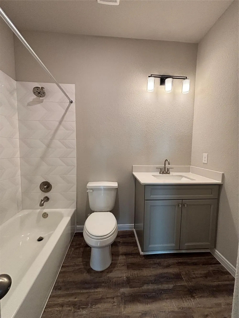 423 Calumet Palacios, TX 77465