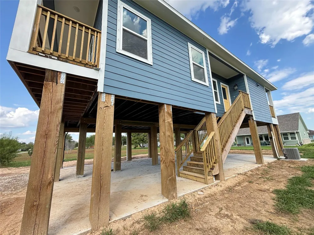 423 Calumet Palacios, TX 77465