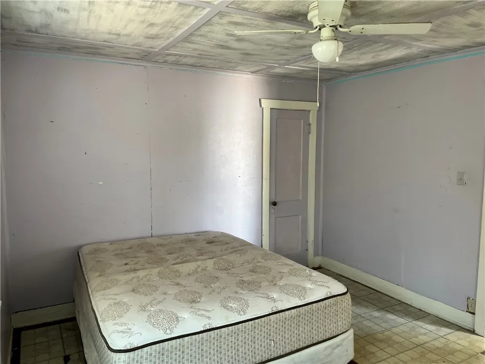 503 Johnson Street Freer, TX 78357