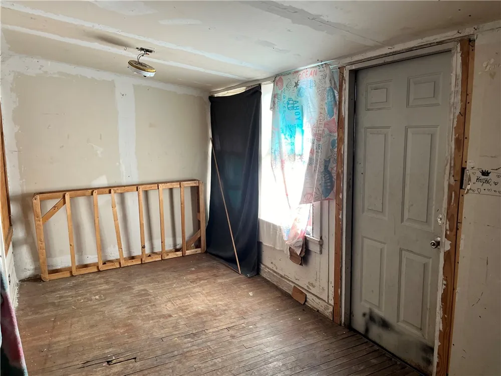 503 Johnson Street Freer, TX 78357