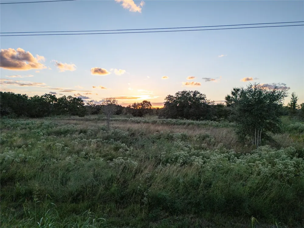 County Road 325 Louise, TX 77455