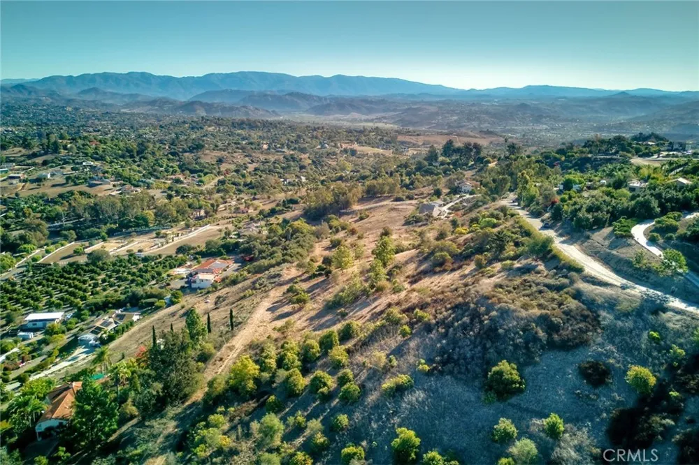 6542 Indian Trail Way Fallbrook, CA 92028