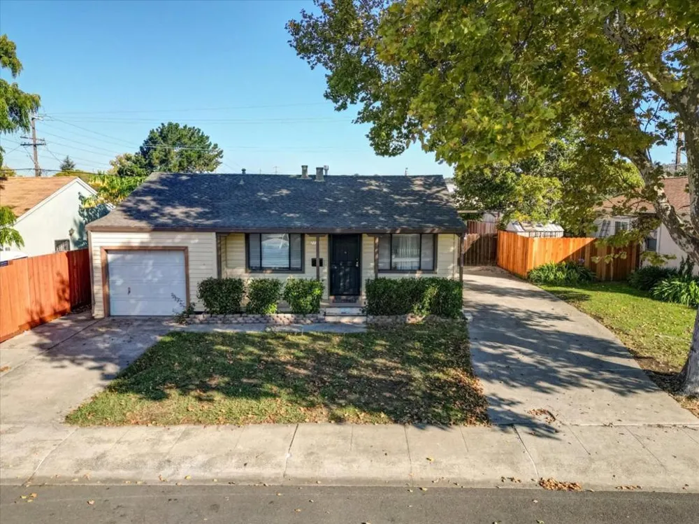 2114 Teakwood Street Vallejo, CA 94591