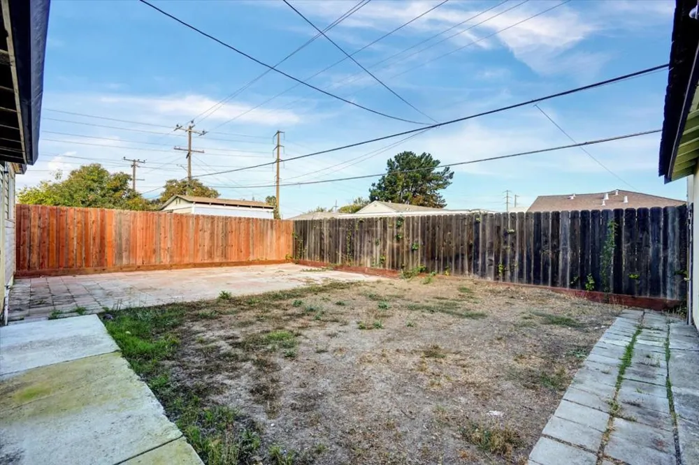 2114 Teakwood Street Vallejo, CA 94591