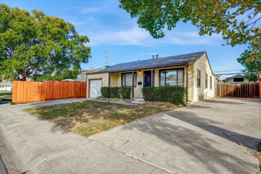 2114 Teakwood Street Vallejo, CA 94591