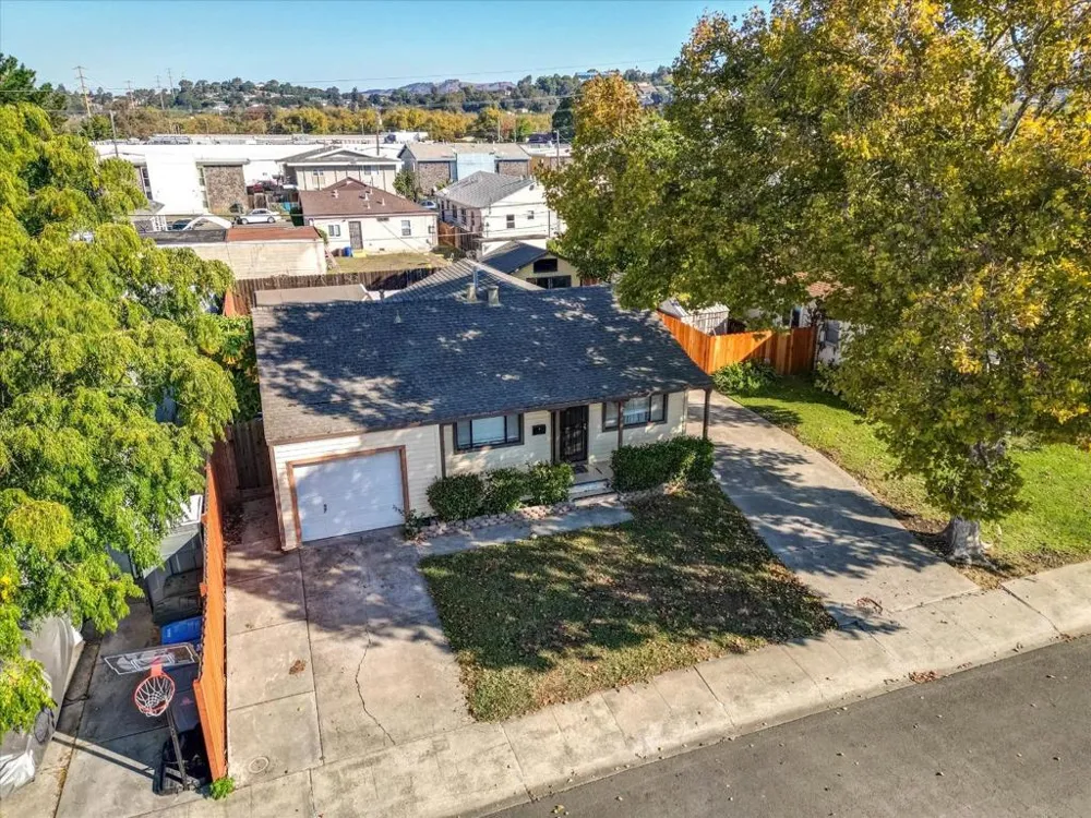 2114 Teakwood Street Vallejo, CA 94591