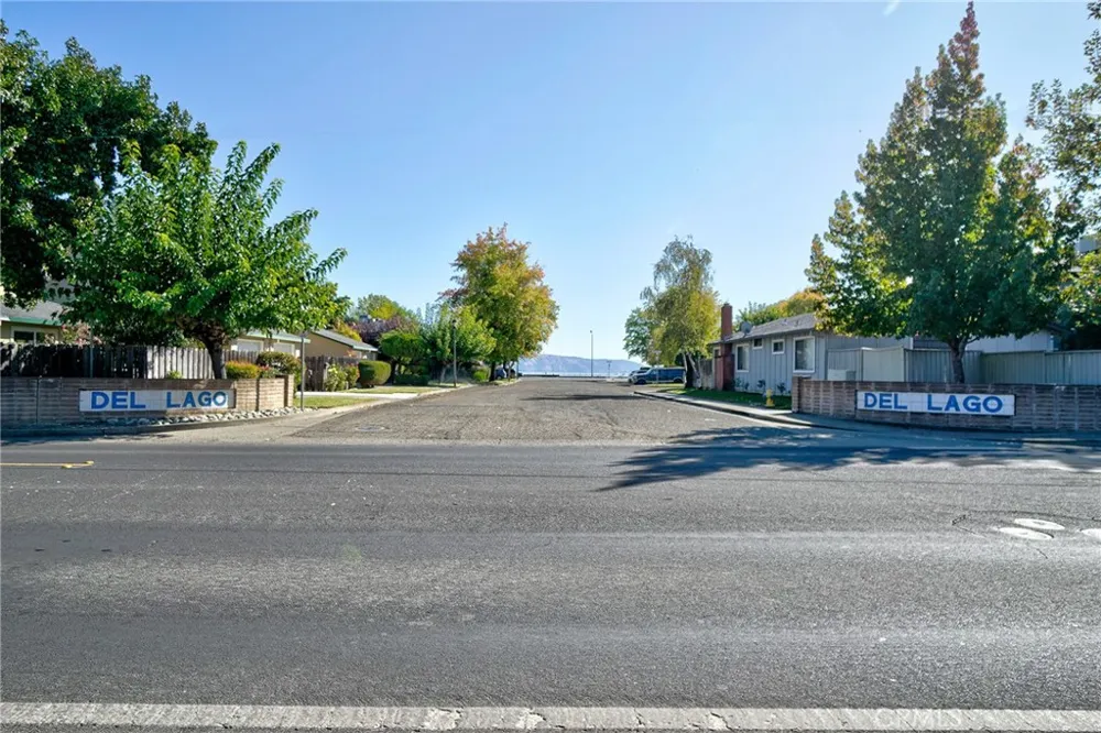 1832 Montana Vista Lakeport, CA 95453