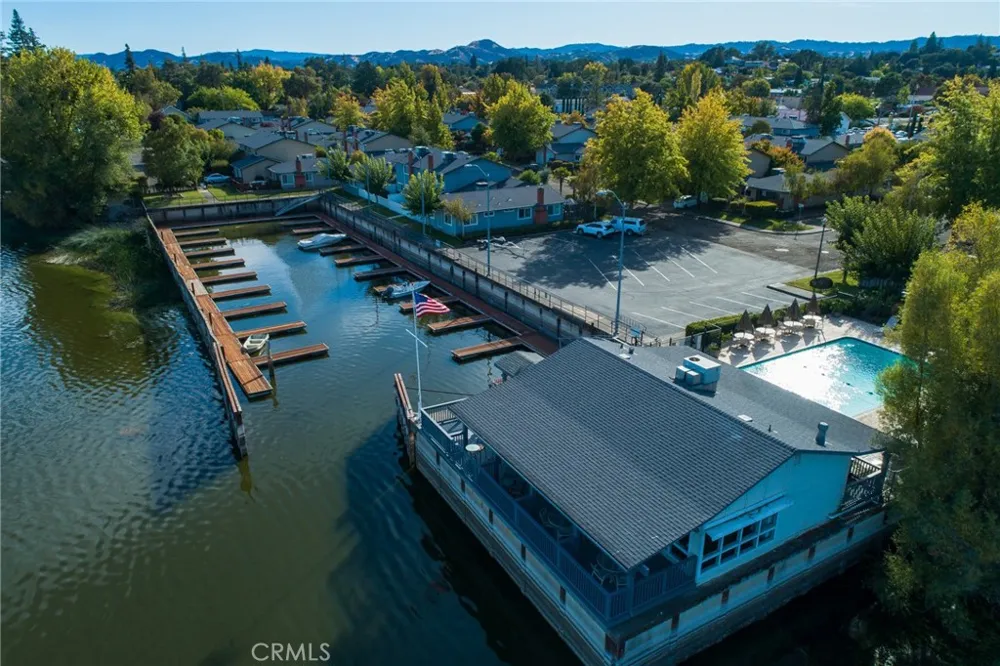 1832 Montana Vista Lakeport, CA 95453