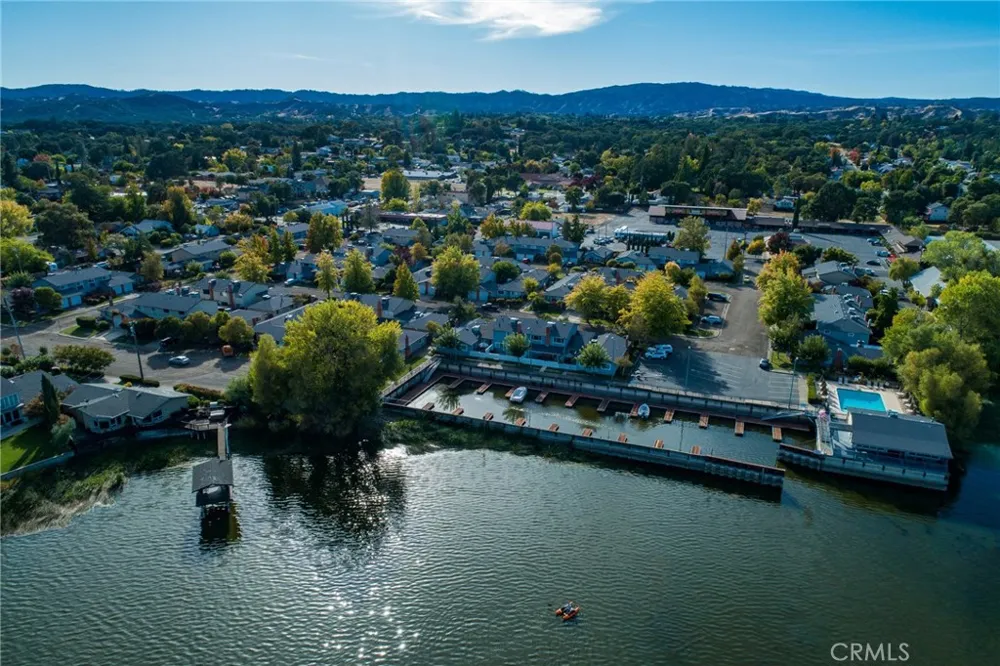 1832 Montana Vista Lakeport, CA 95453