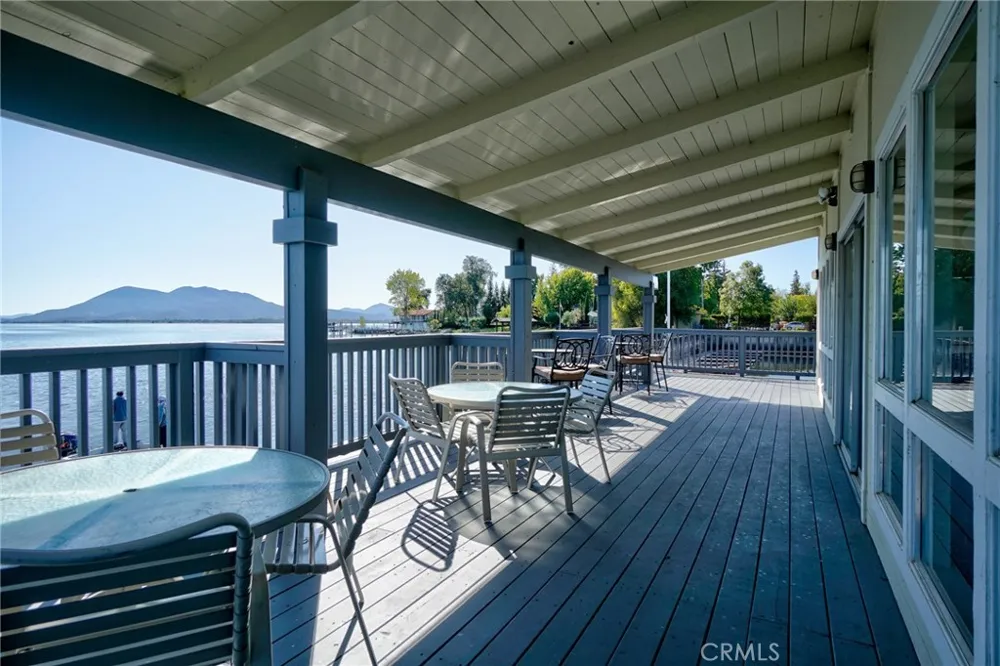 1832 Montana Vista Lakeport, CA 95453