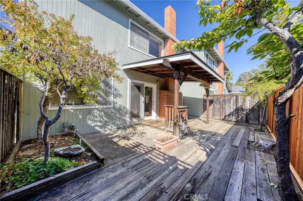 1832 Montana Vista Lakeport, CA 95453