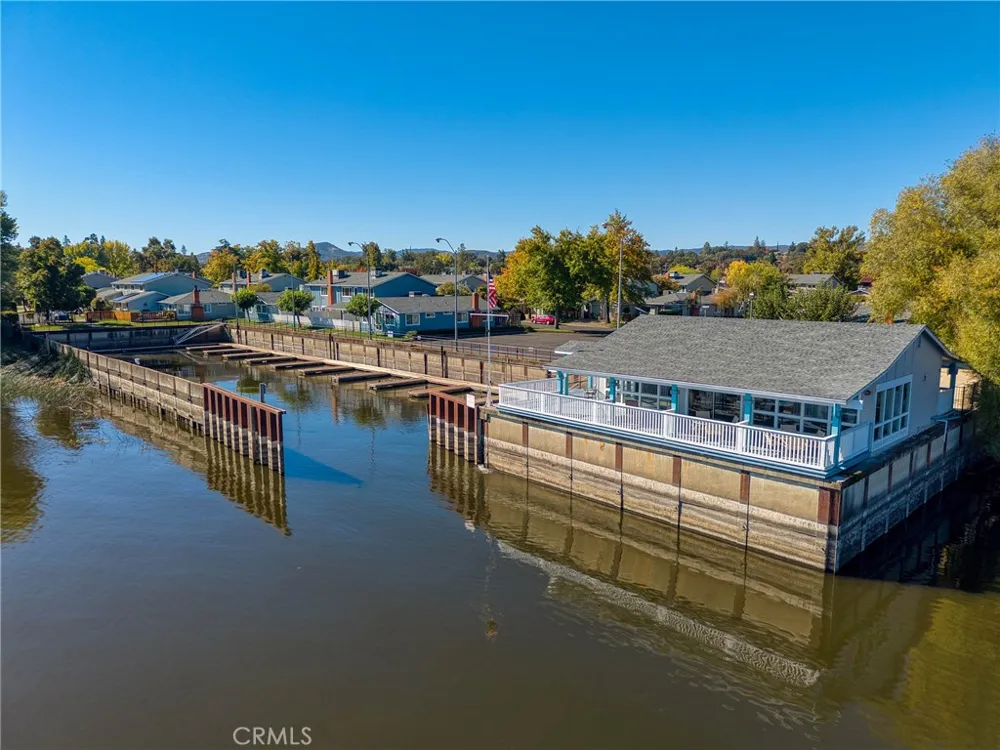 1832 Montana Vista Lakeport, CA 95453