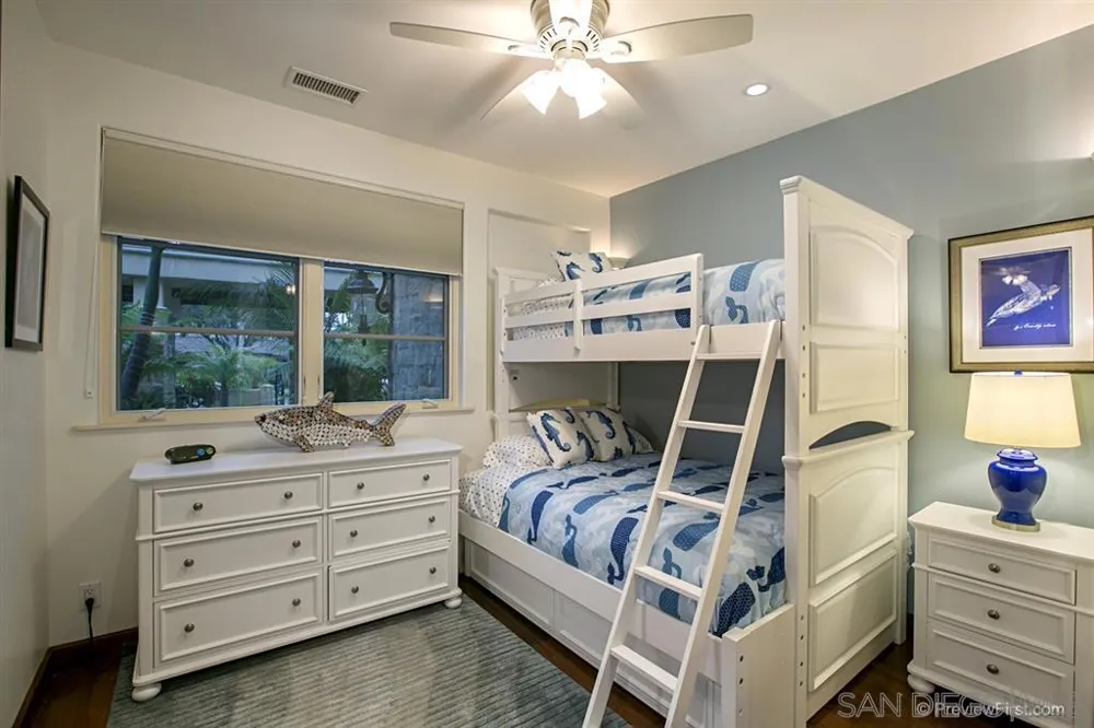 1150 Pine St Coronado, CA 92118