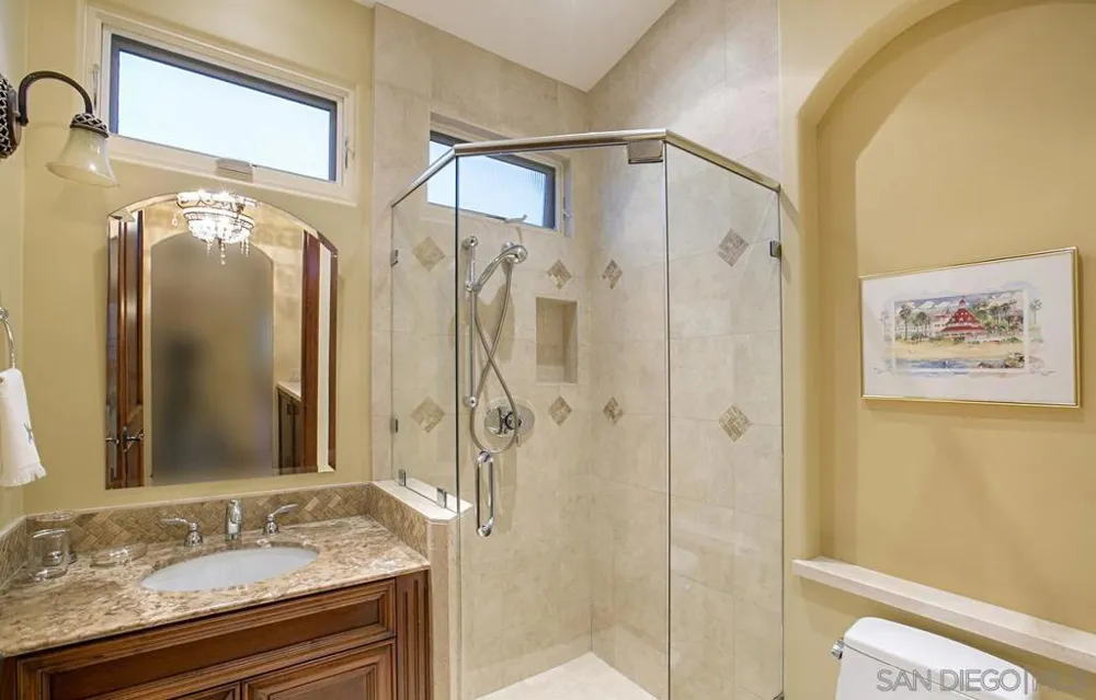 1150 Pine St Coronado, CA 92118
