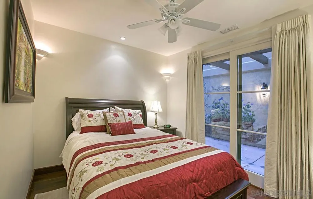 1150 Pine St Coronado, CA 92118