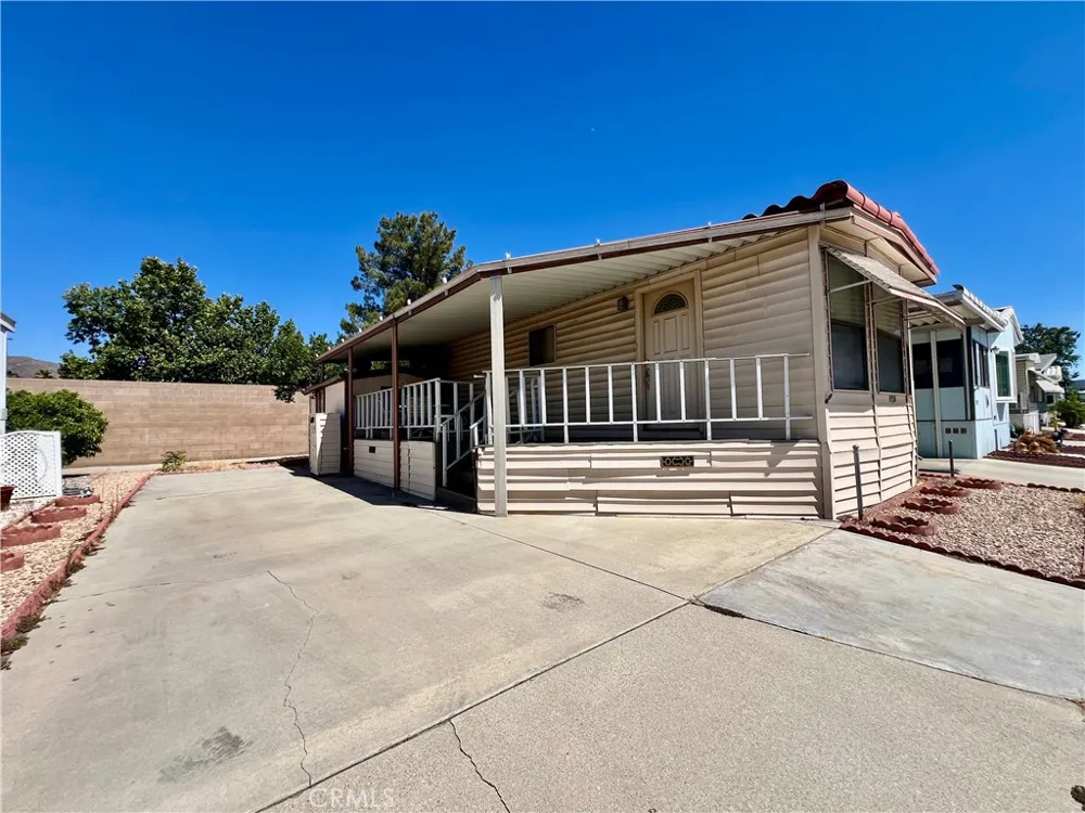 1239 Frontier Avenue San Jacinto, CA 92583