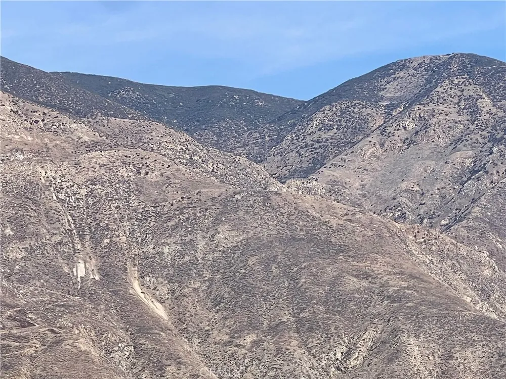 1239 Frontier Avenue San Jacinto, CA 92583