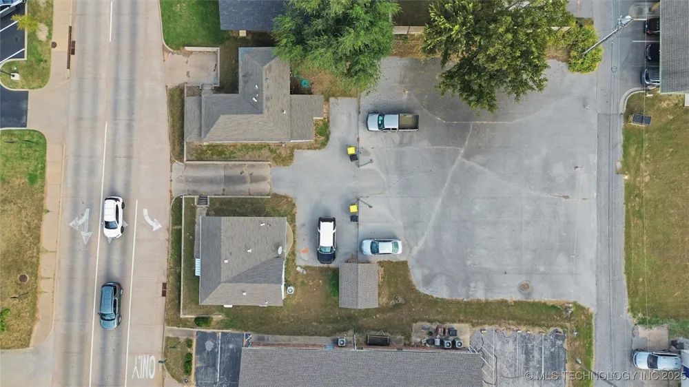 518 E A STREET Jenks, OK 74037