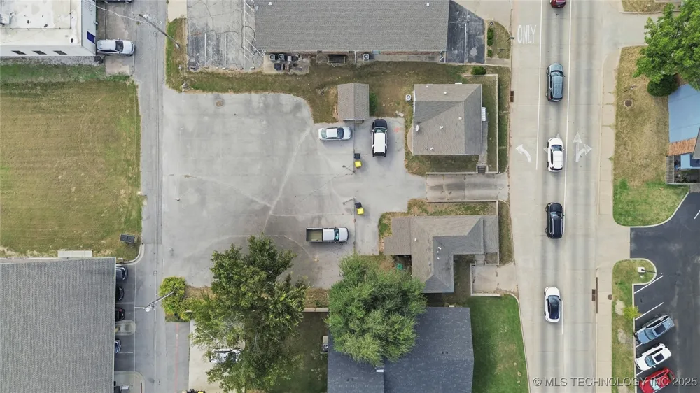 518 E A STREET Jenks, OK 74037