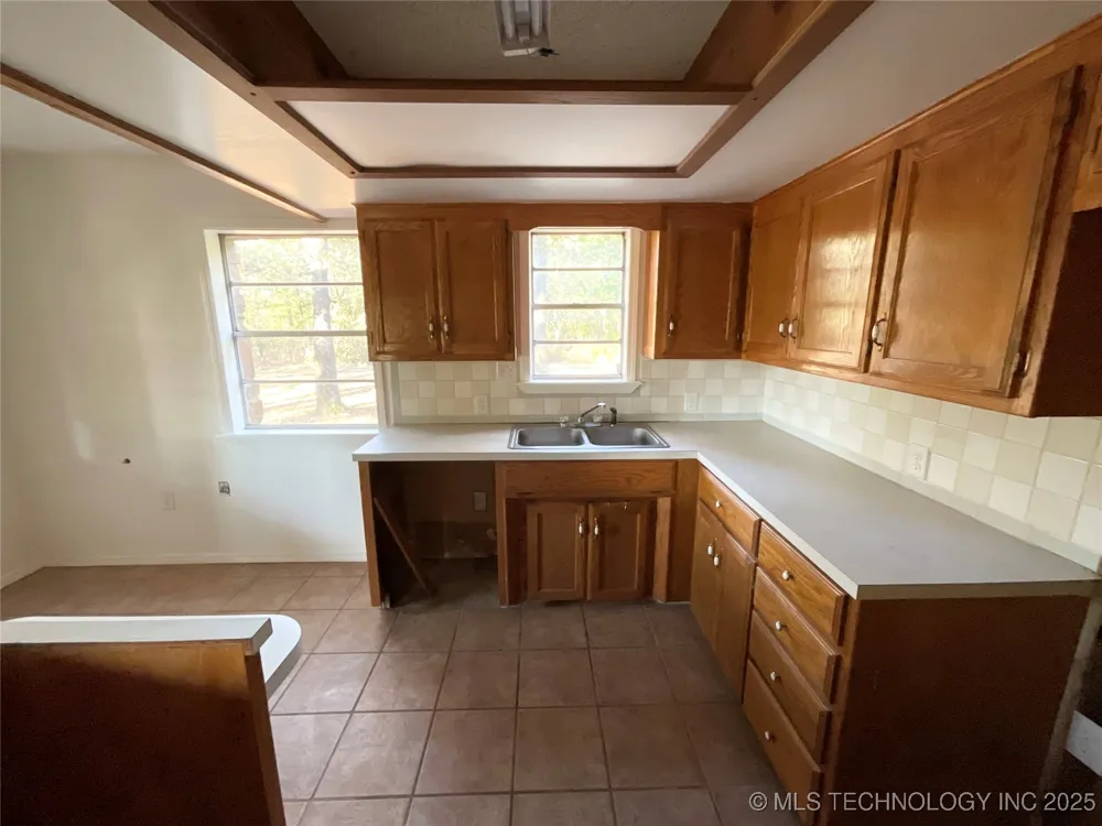 10250 E 580 Kansas, OK 74347