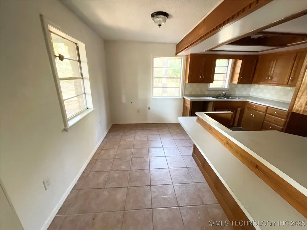 10250 E 580 Kansas, OK 74347