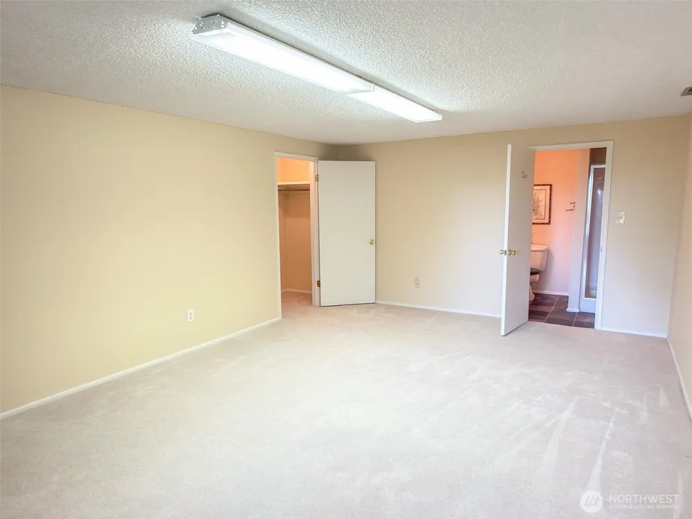 291 Pioneer Drive Port Ludlow, WA 98365