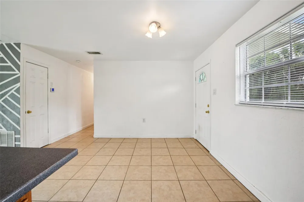 911 SHADY PARK TERRACE Daytona Beach, FL 32117