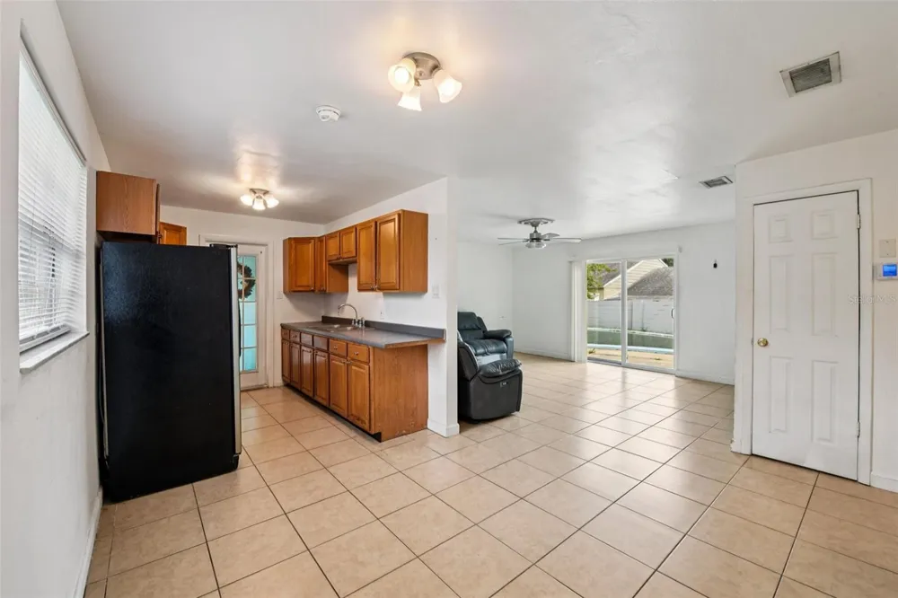911 SHADY PARK TERRACE Daytona Beach, FL 32117