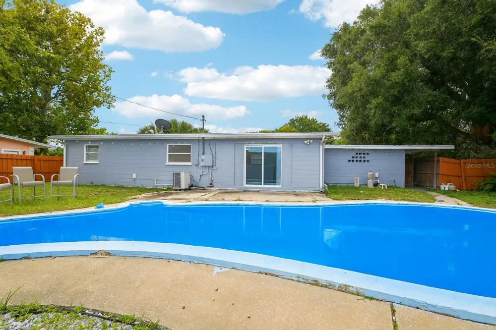 911 SHADY PARK TERRACE Daytona Beach, FL 32117