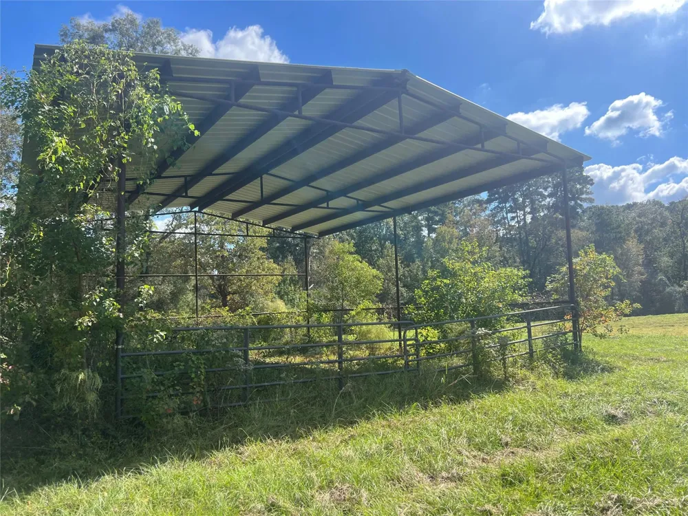 4304 Farm Market 352 Corrigan, TX 75939