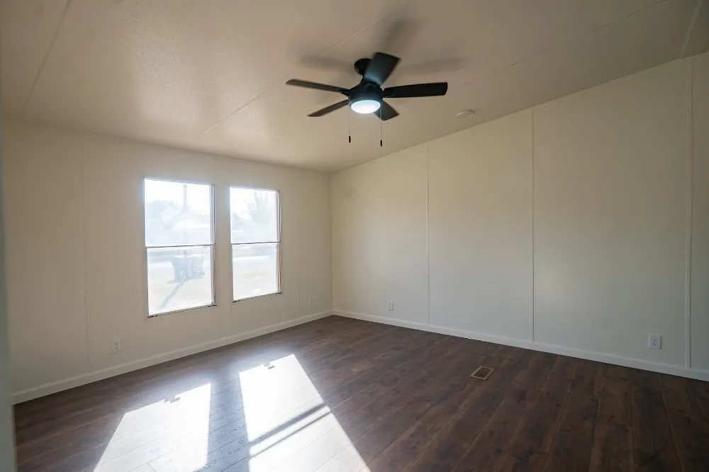 404 S Mill Street Flatonia, TX 78941