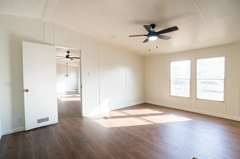 404 S Mill Street Flatonia, TX 78941