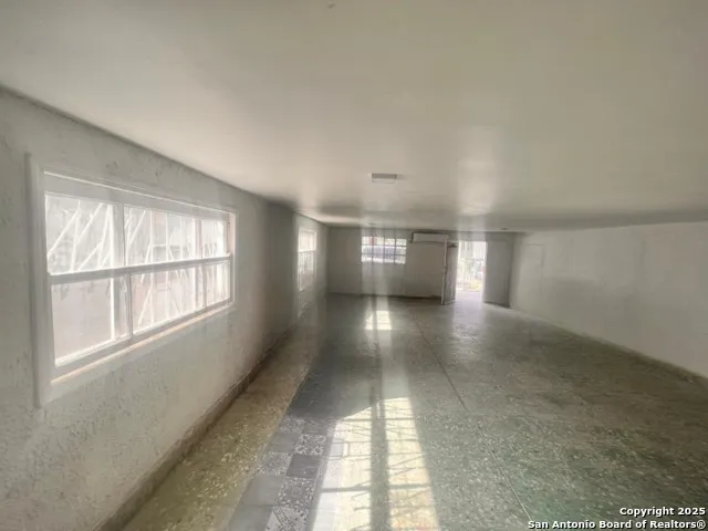 1817 1/2 Lincoln St Laredo, TX 78040