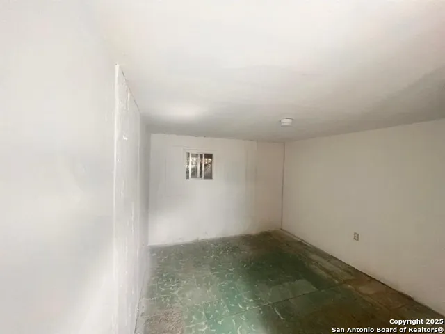 1817 1/2 Lincoln St Laredo, TX 78040